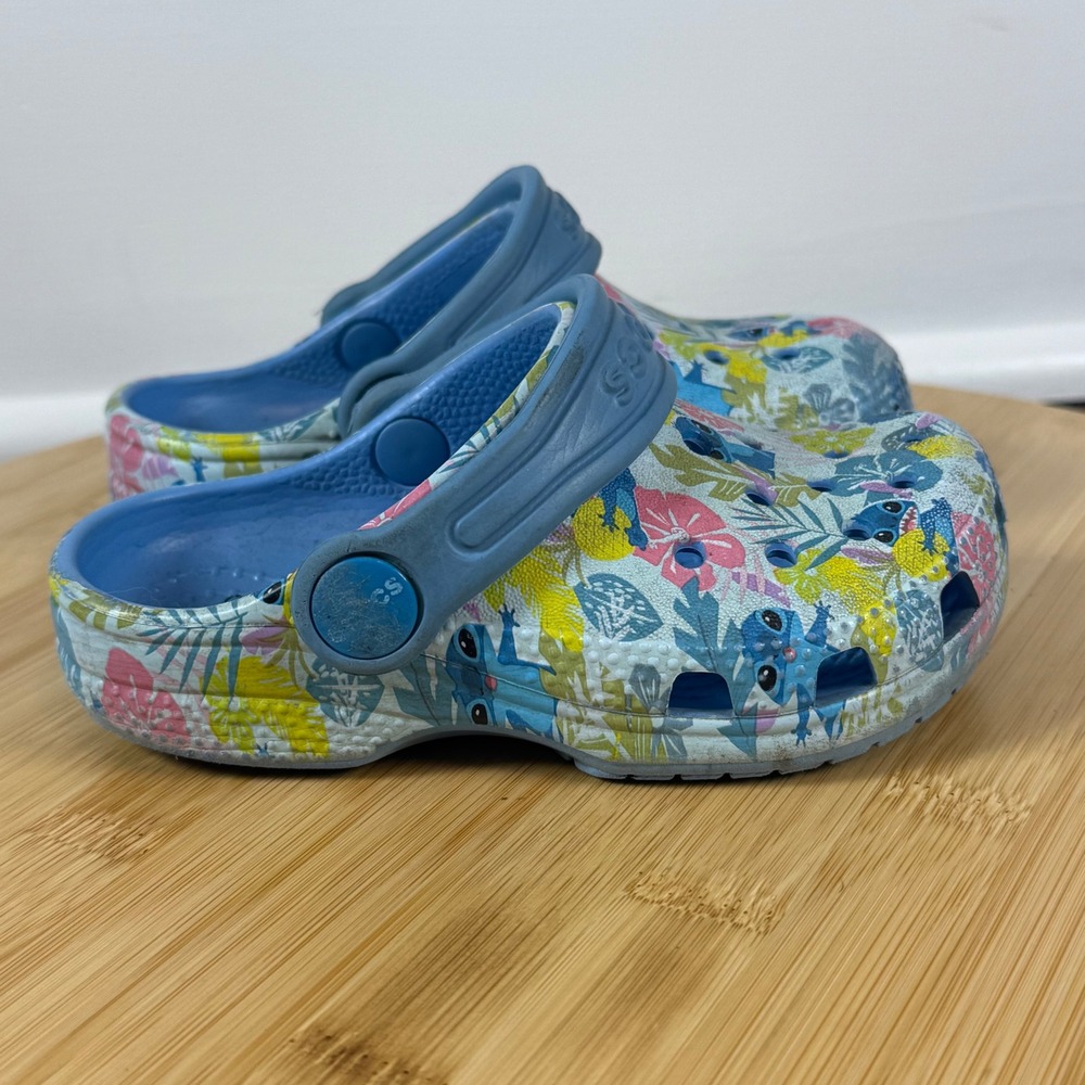 Stitch Crocs Kids Classic Clogs Children's‎ Sz 7 Blue Hawaiian Floral Design